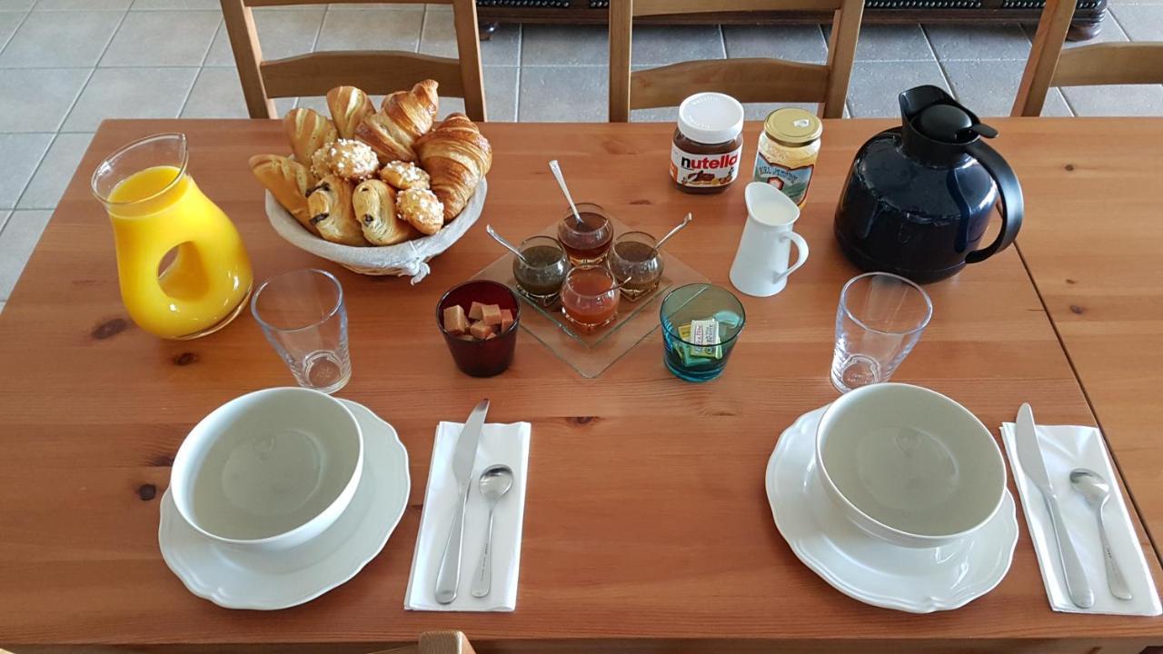 Domaine des Pêcheries Montel-de-Gelat Extérieur photo