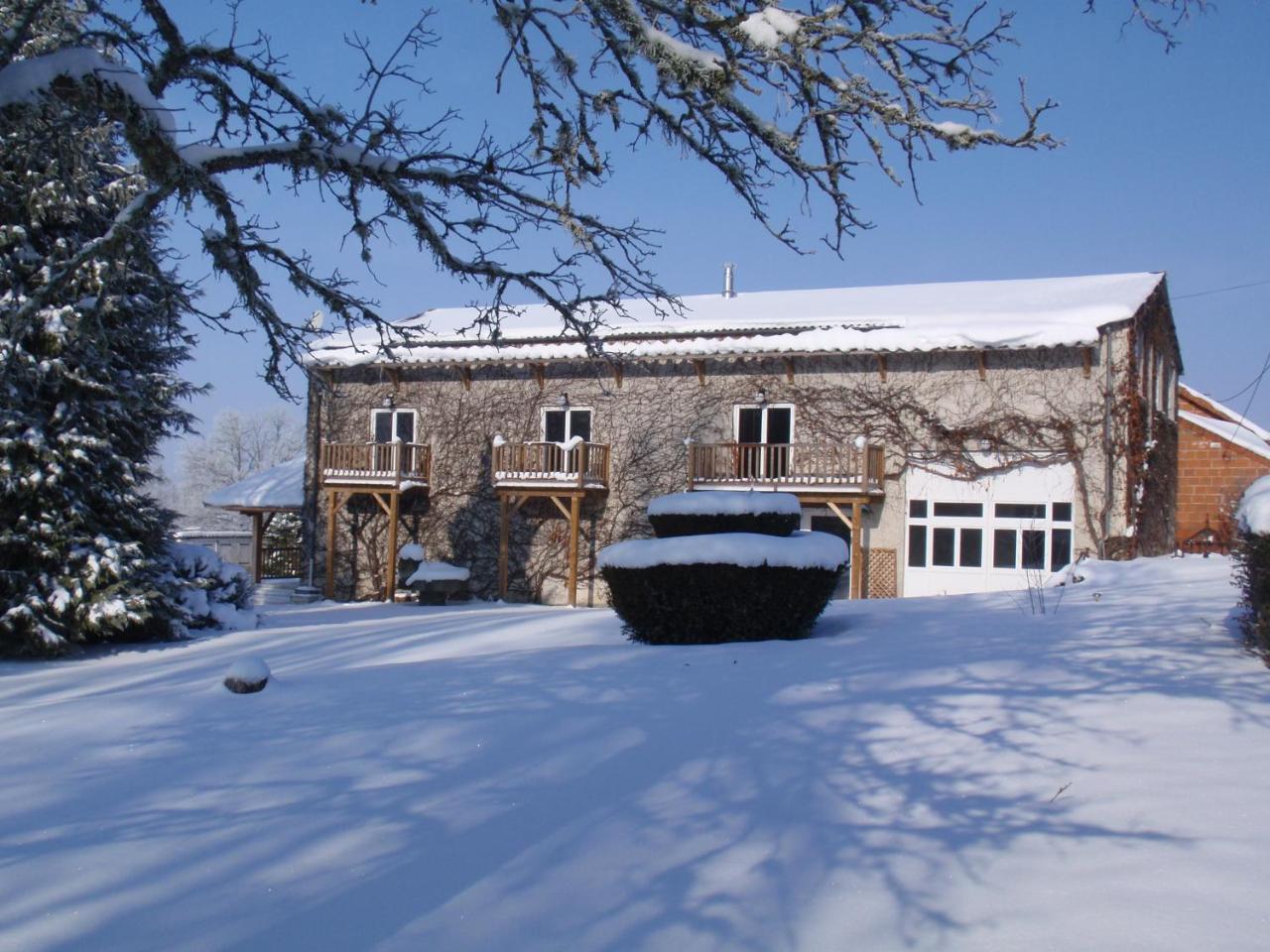 Domaine des Pêcheries Montel-de-Gelat Extérieur photo