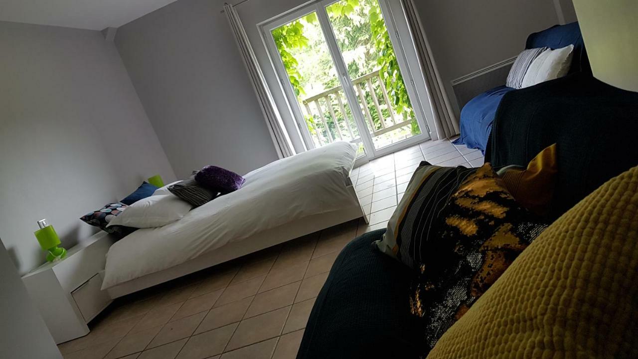 Domaine des Pêcheries Montel-de-Gelat Extérieur photo